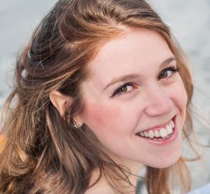 Dr Elizabeth McNaught